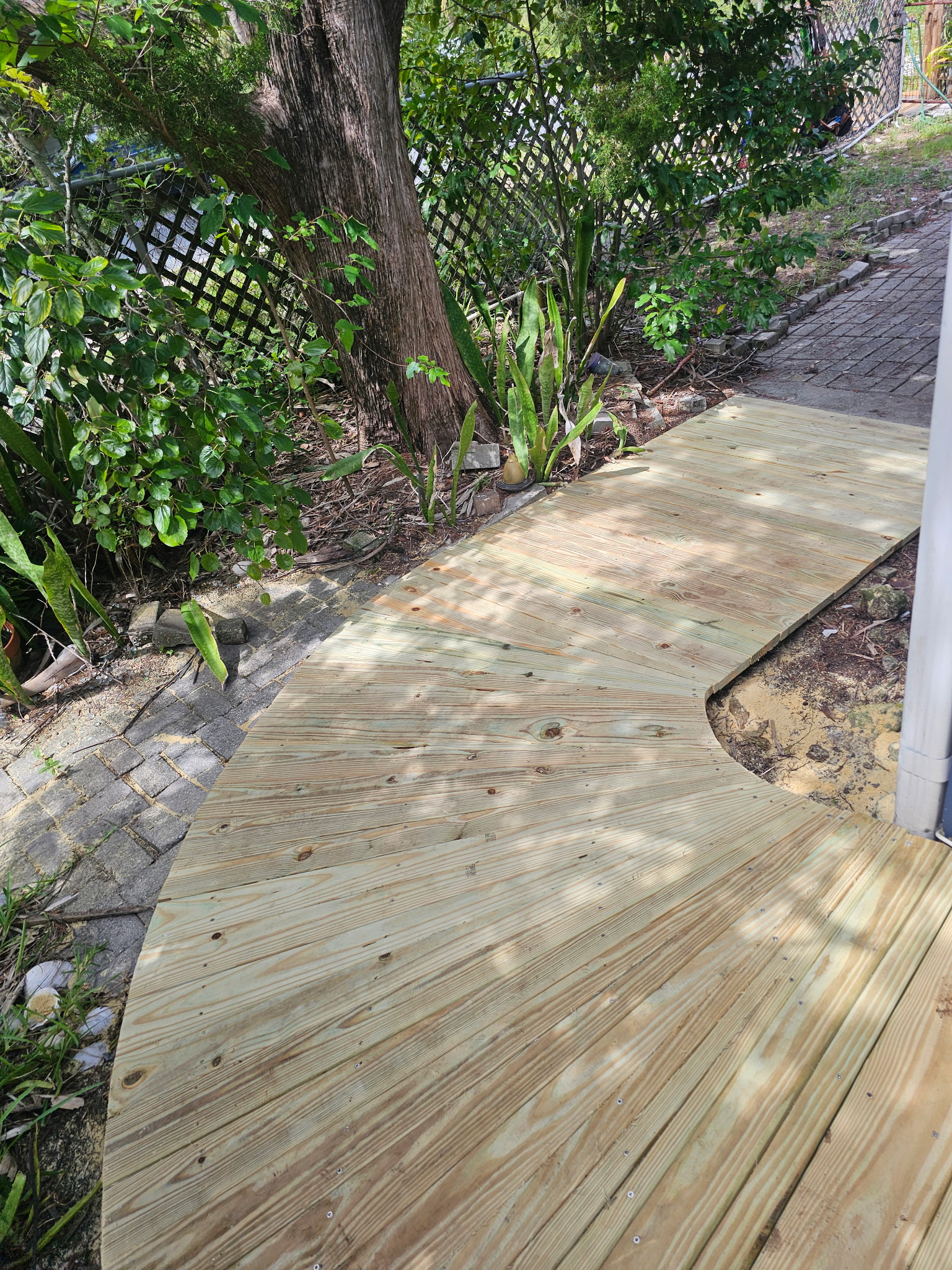 Deck Construction & Design - Photo 1